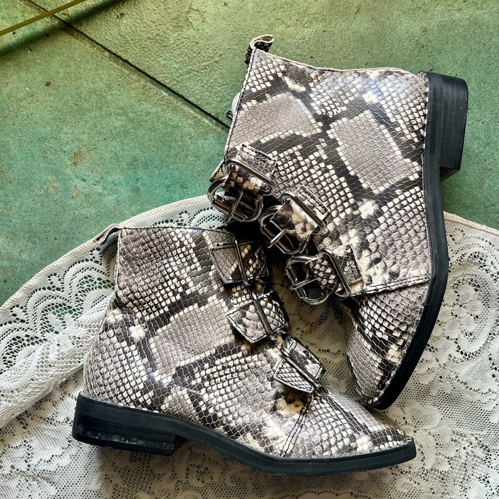 Steve Madden :: Recharge Natural Snake Leather Bootie